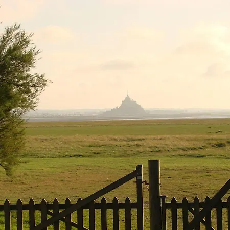 Holiday home Family In Normandy *