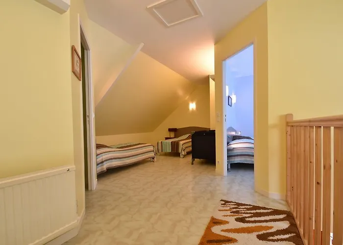 Family In Normandy Villedieu-les-Poëles